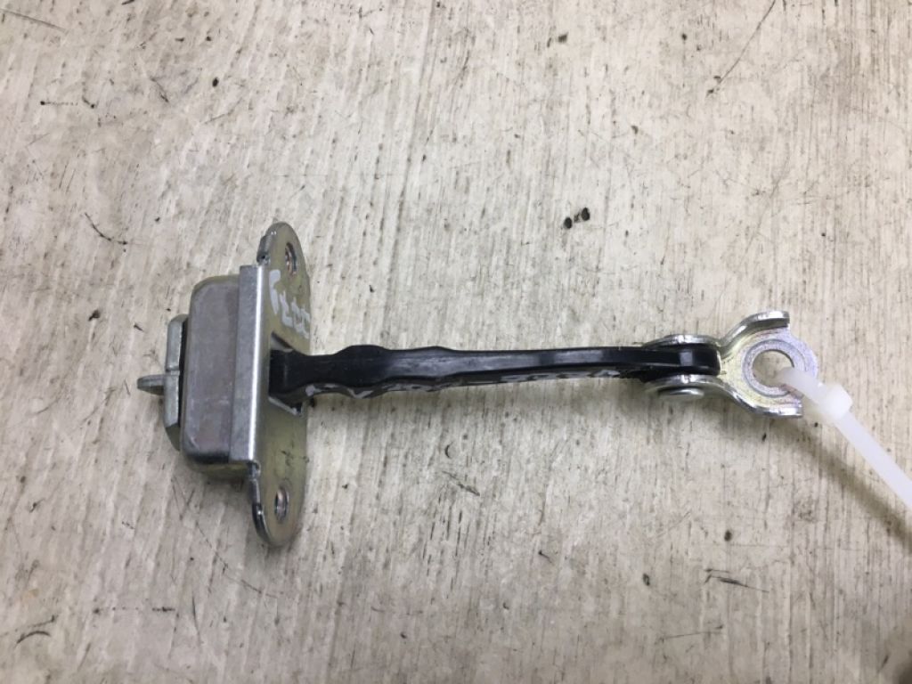 80430JX00A | Ограничитель двери передн. прав. NISSAN NV200 USA 13- - Фото 2