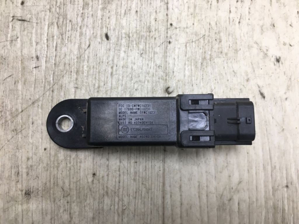 40740EH10A | Антена NISSAN NV200 USA 13-