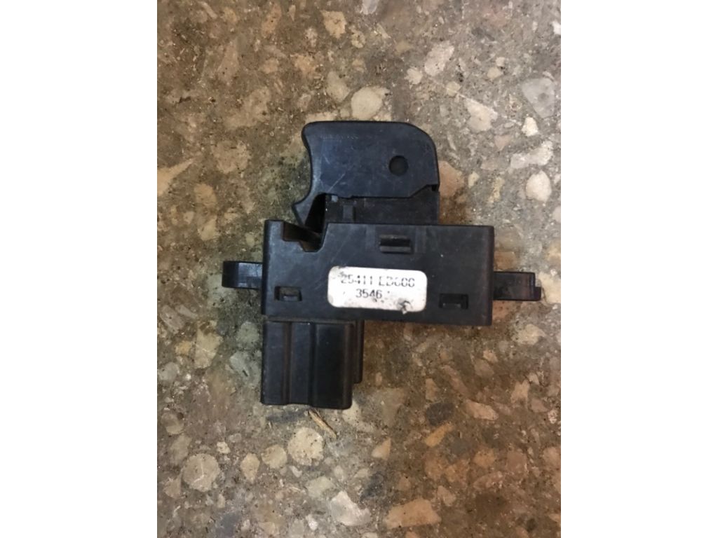 25411-ED000 | Кнопка стеклоподъемника задн. NISSAN TIIDA/VERSA C11 04-11 - Фото 2