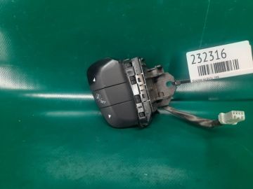 Кнопки руля лів. SUBARU FORESTER 12-19
