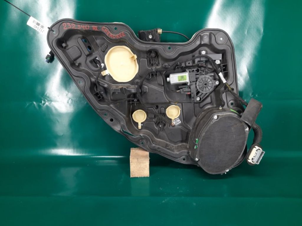 68227459AA | Стеклоподъемник задн. лев. JEEP CHEROKEE 14-