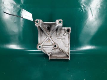 Кронштейн компресора кондиціонера MITSUBISHI OUTLANDER 03-07