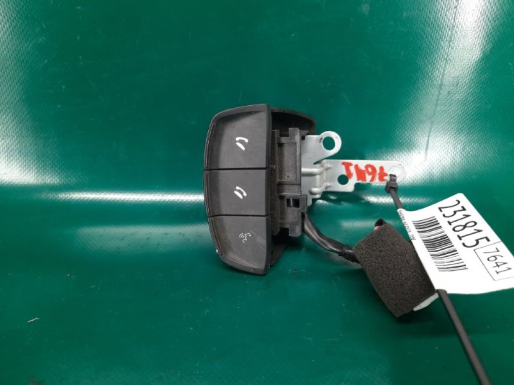 83158FG000 | Кнопки на руль лев. SUBARU IMPREZA WRX 10-14 GH