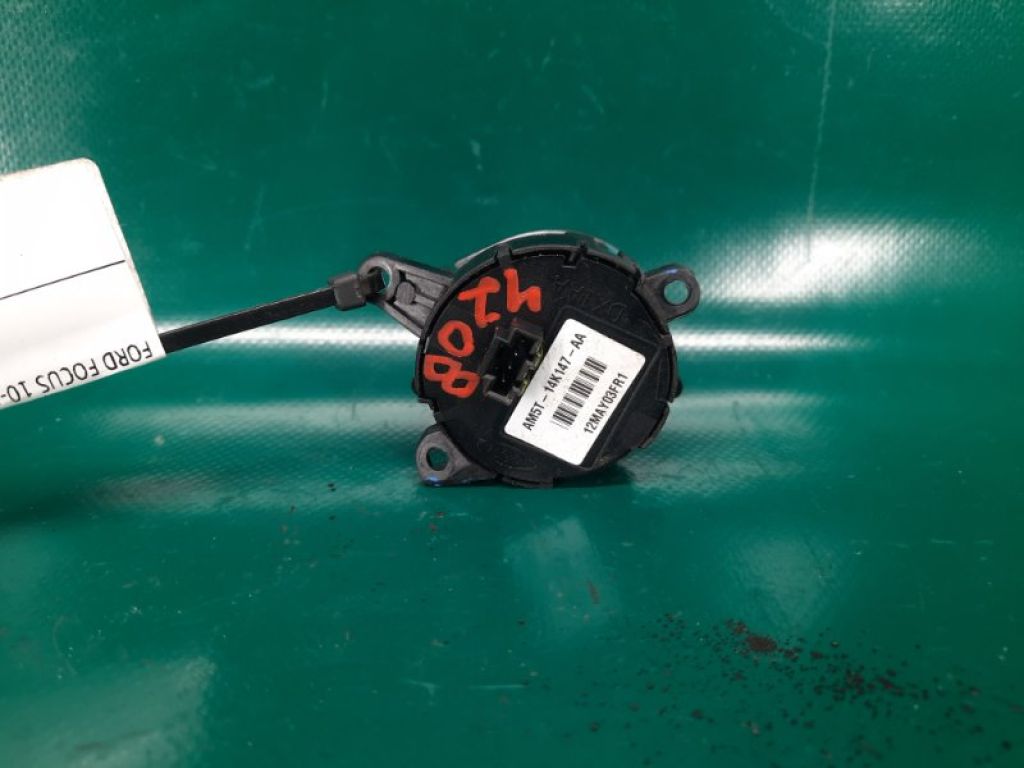 AM5Z-9C888-J | Кнопки на руль лев. FORD FOCUS 10-18 - Фото 2
