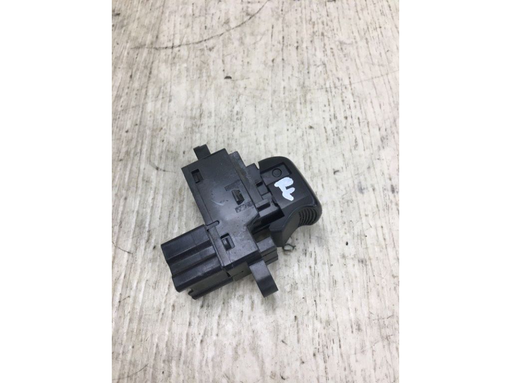 25411-1KL0A | Кнопка склопідіймача задн. лів. NISSAN JUKE 10-19 - Фото 3