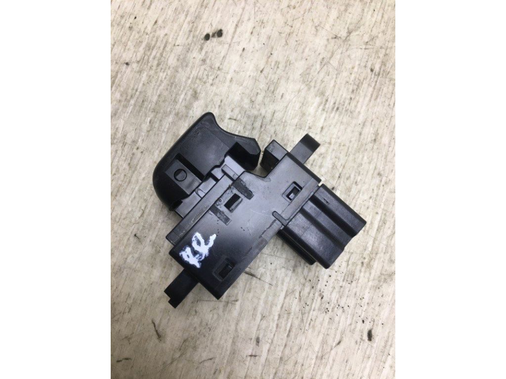 25411-1KL0A | Кнопка стеклоподъемника задн. прав. NISSAN JUKE 10-19 - Фото 2