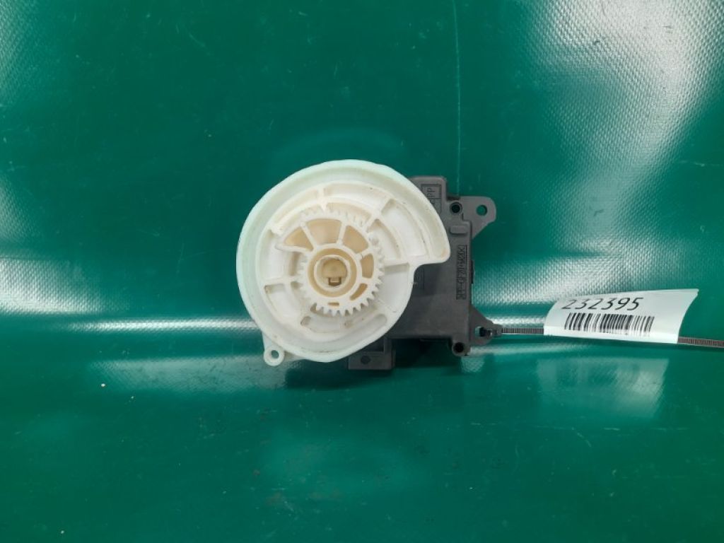 87106-06290 | Моторчик заслонки печки TOYOTA CAMRY 55 14-17