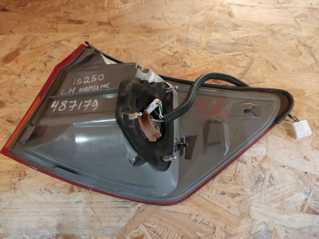 81561-53171 | Ліхтар зовнішній задн. лів. LEXUS IS250/350 05-13 - Фото 2