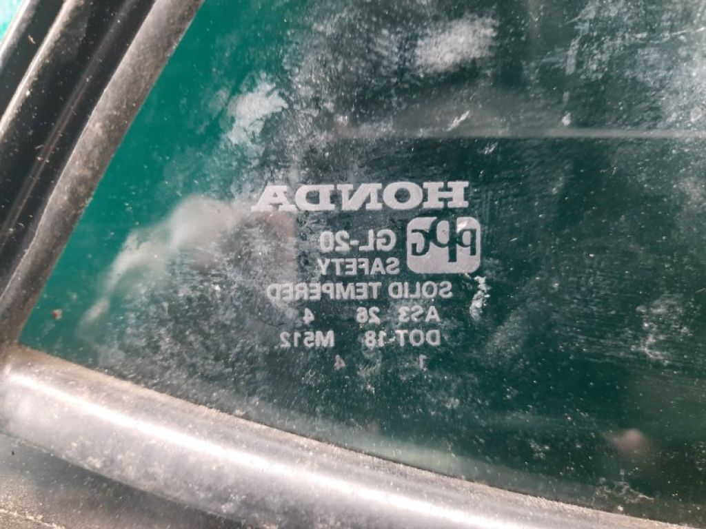 73465-S3V-305 | Стекло двери глухое задн. лев. ACURA MDX (YD1) 00-06 - Фото 3