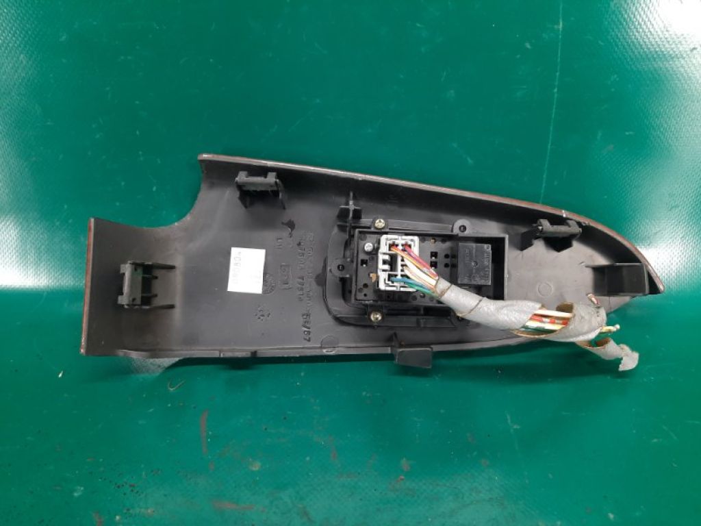 35760-S3V-A01ZB | Кнопка склопідіймача задн. лів. ACURA MDX (YD1) 00-06 - Фото 4