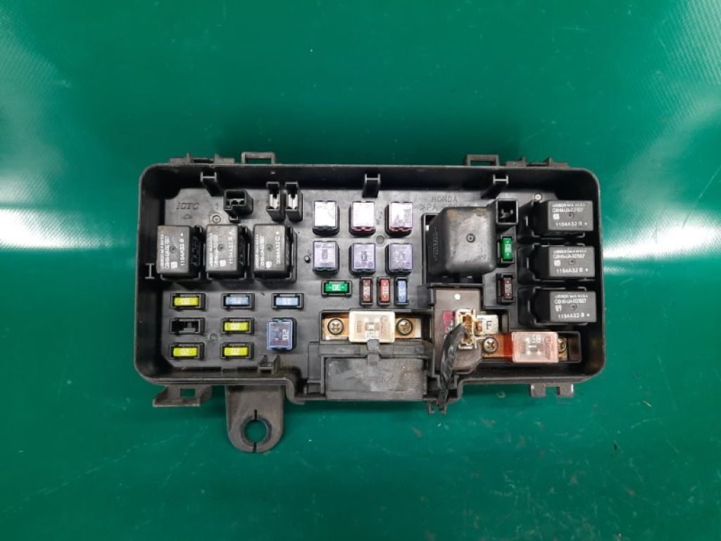 38250-S3V-A11 | Блок предохранителей моторный отсек ACURA MDX (YD1) 00-06