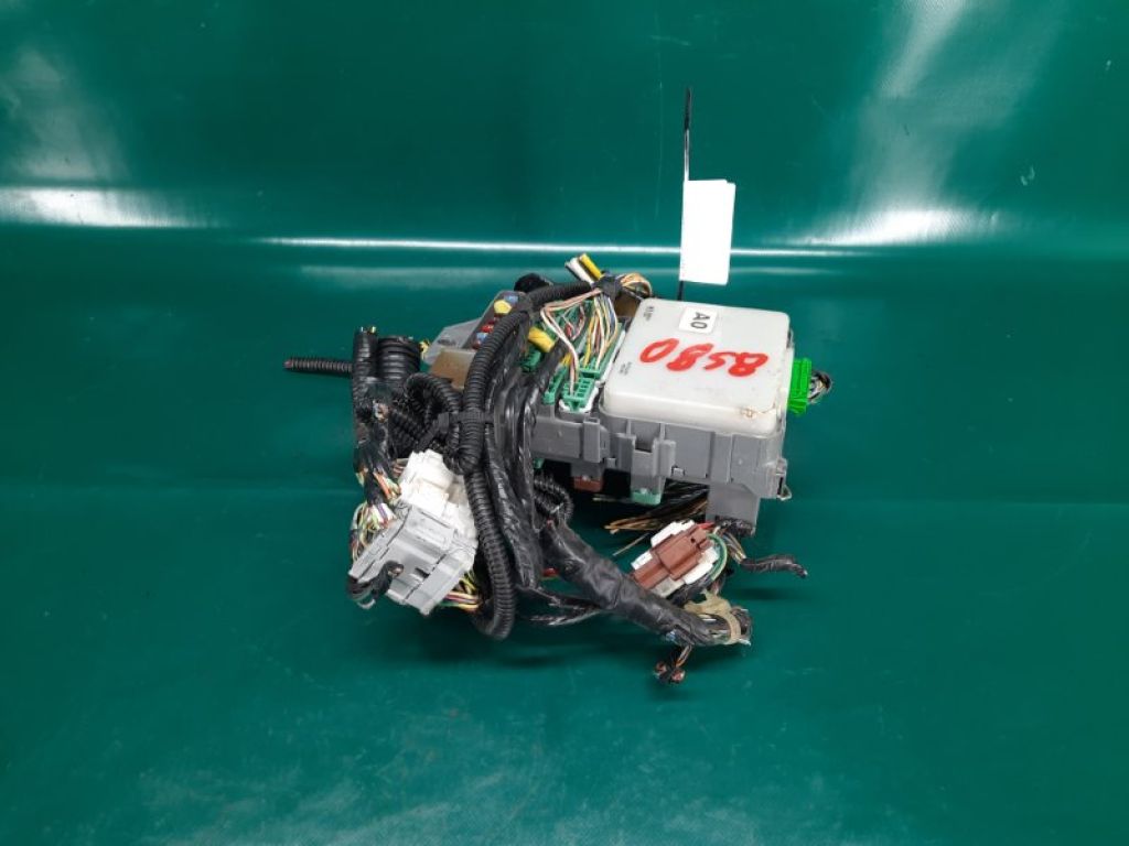 38200-S3V-A03 | Блок запобіжників салон ACURA MDX (YD1) 00-06