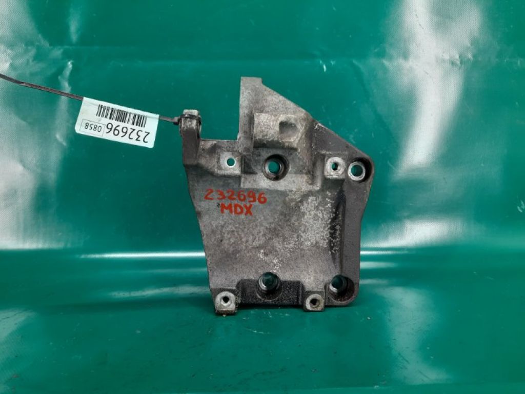 38930-RCA-A01 | Кронштейн компресора кондиціонера ACURA MDX (YD1) 00-06