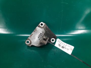 Кронштейн двигуна передн. ACURA MDX (YD1) 00-06
