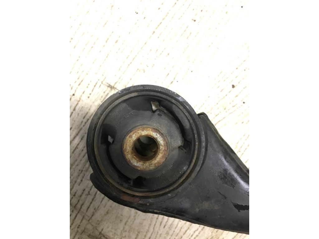 54500-2H000 | Важіль передньої підвіски нижній лів. HYUNDAI ELANTRA HD 06-11 - Фото 2