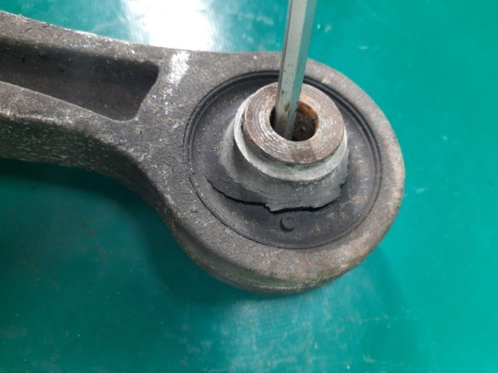 51350-S3V-A10 | Рычаг передней подвески нижний прав. ACURA MDX (YD1) 00-06 - Фото 3