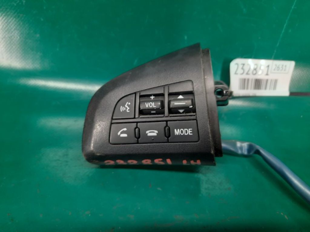 EH47-66-4M0 | Кнопки на руль лев. MAZDA CX-7 06-12 - Фото 2
