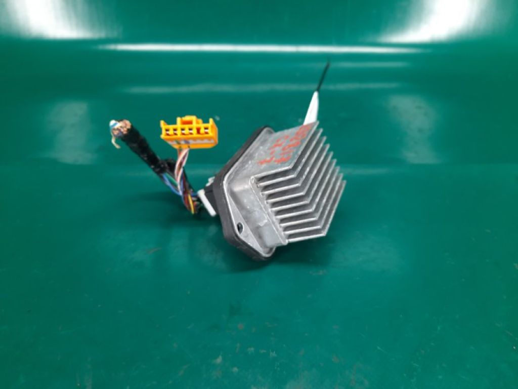 EG22-61-B15 | Резистор пічки MAZDA CX-7 06-12
