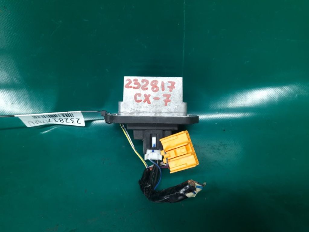 EG22-61-B15 | Резистор пічки MAZDA CX-7 06-12 - Фото 4