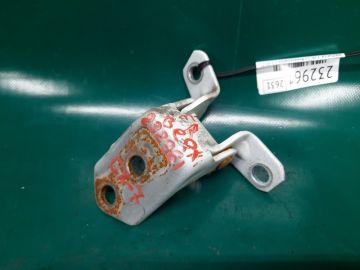 Петля двері верхня передн. прав. MAZDA CX-7 06-12