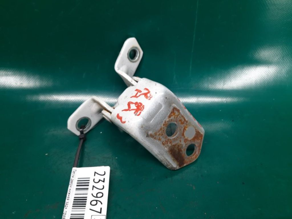 D461-72-240B | Петля двері нижня задн. прав. MAZDA CX-7 06-12
