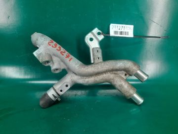 Патрубок системи охолодження LEXUS GS350 GS300 05-11
