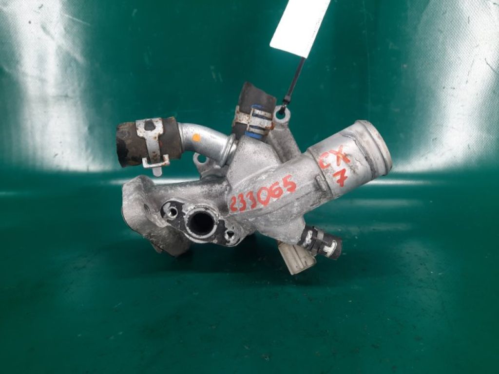 L3K9-15-17ZB | Фланець системи охолодження MAZDA CX-7 06-12