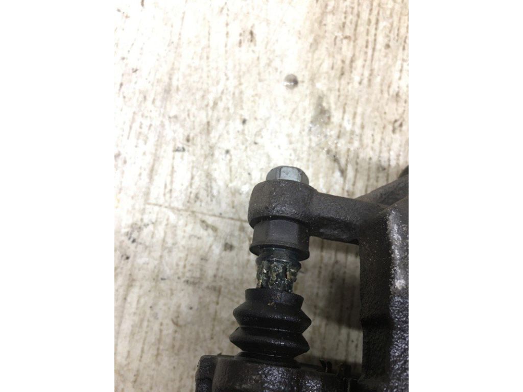 58130-2L000 | Суппорт тормозной передн. прав. HYUNDAI ELANTRA HD 06-11 - Фото 3