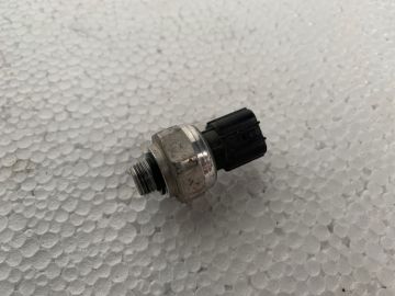 Датчик давления кондиционера HONDA ACCORD CU8 / TSX 08-14 Датчик давления кондиционера HONDA ACCORD CU8 / TSX 08-14
