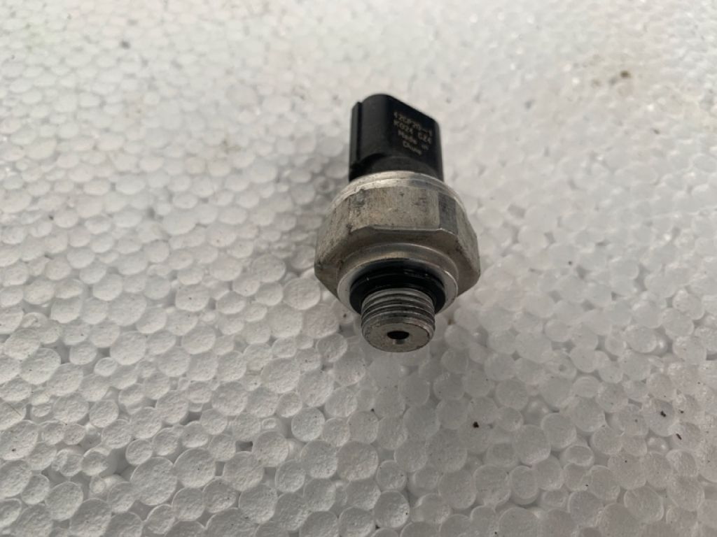 80450-T2F-A01 | Датчик давления кондиционера HONDA ACCORD CU8 / TSX 08-14 - Фото 4