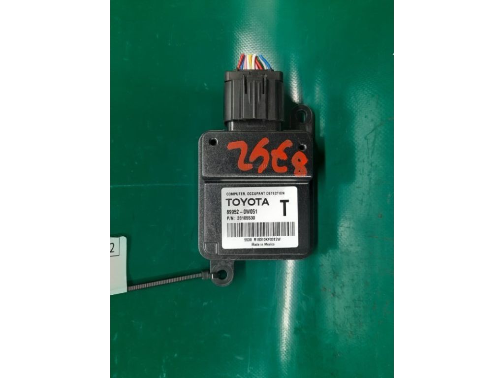 89952-0W051 | Блок електронний LEXUS GS350 GS300 05-11