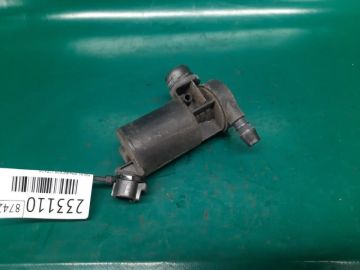 Насос омивача фар LEXUS GS350 GS300 05-11