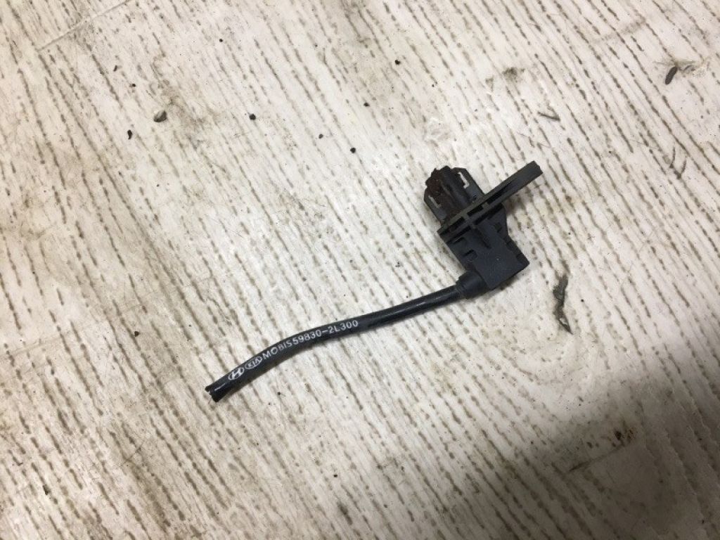 59830-2H300 | Датчик ABS передн. прав. HYUNDAI ELANTRA HD 06-11