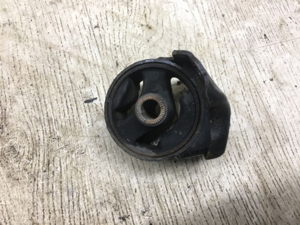 21910-2H000 | Подушка двигателя HYUNDAI ELANTRA HD 06-11