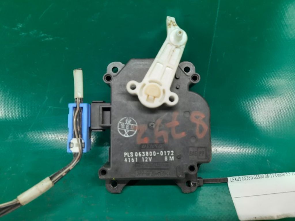 87106-30480 | Моторчик заслінки пічки LEXUS GS350 GS300 05-11