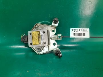 Датчик ESP LEXUS GS350 GS300 05-11