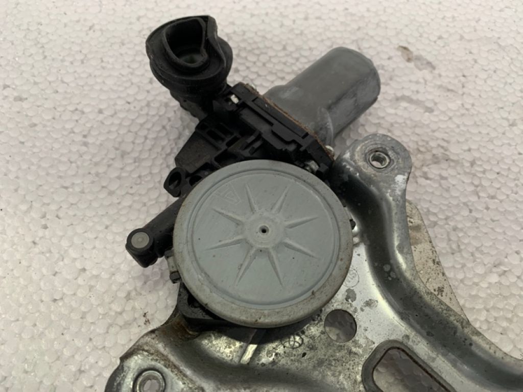 69801-AC020 | Стеклоподъемник передн. прав. TOYOTA AVALON 05-12 - Фото 3