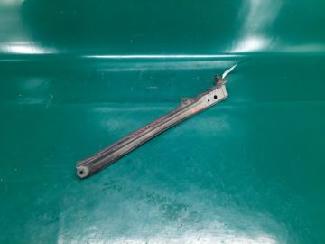 Кронштейн замку капота LEXUS GS350 GS300 05-11