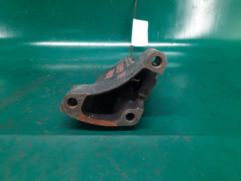 12315-0P020 | Кронштейн двигуна прав. TOYOTA VENZA 09-16 - Фото 3