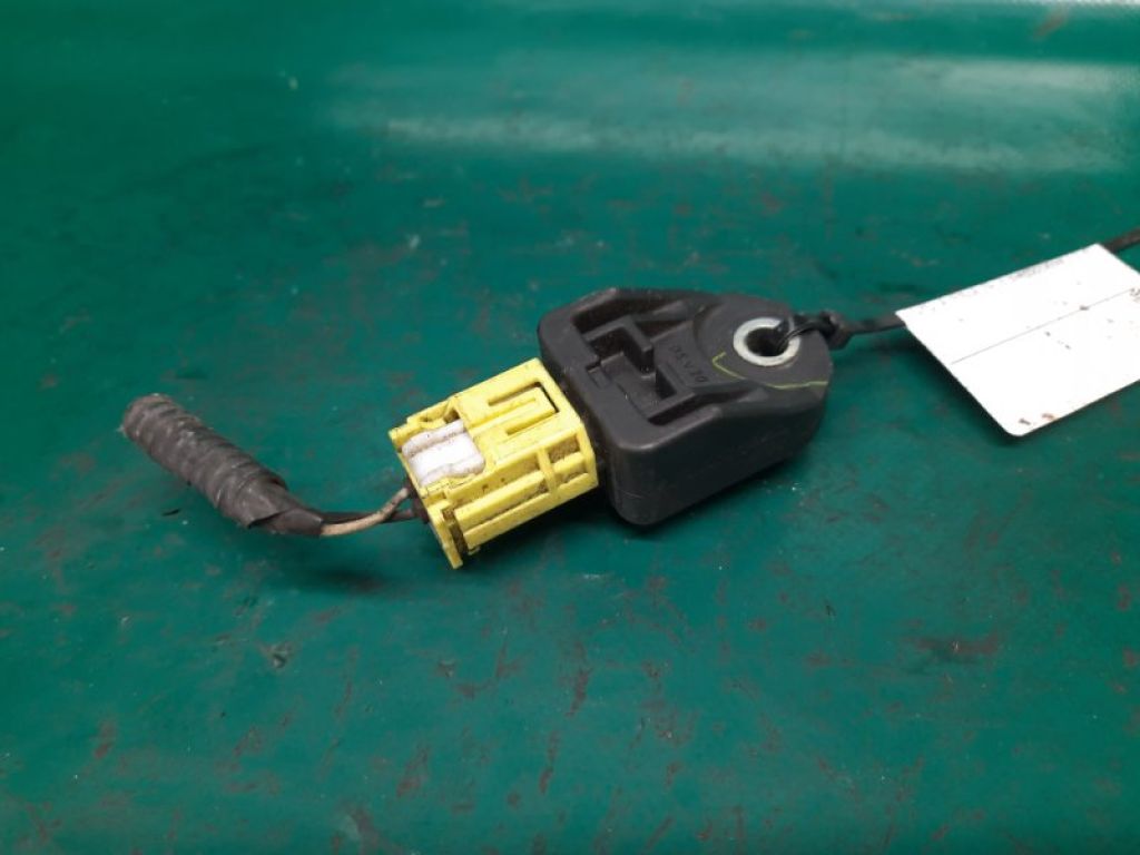 89173-0T020 | Датчик удара передн. лев. TOYOTA VENZA 09-16