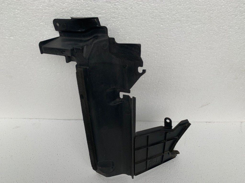 62822-1JY0A | Дефлектор радіатора прав. NISSAN TIIDA/VERSA C11 04-11 - Фото 5