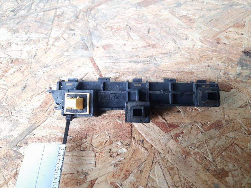 71597-STX-A00 | Кронштейн заднего бампера лев. ACURA MDX (YD2) 06-13