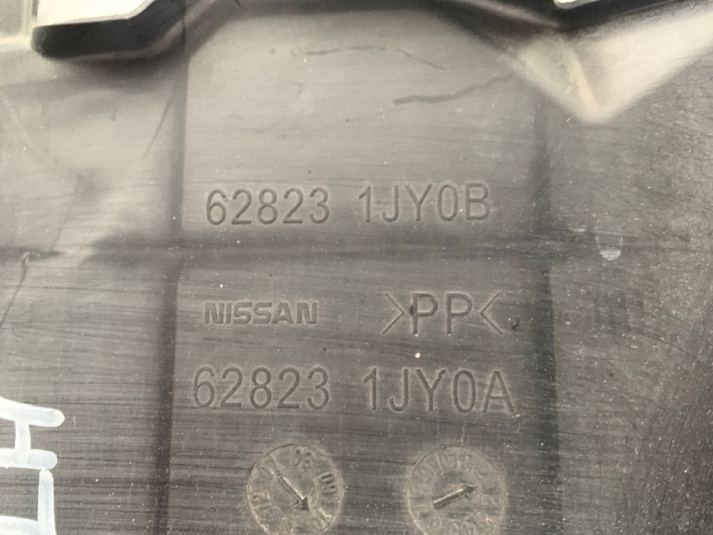 62823-1JY0A | Дефлектор радиатора лев. NISSAN TIIDA/VERSA C11 04-11 - Фото 4