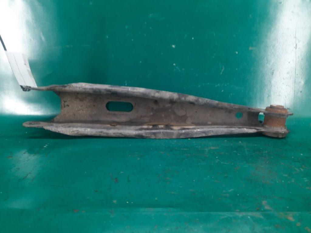 48730-30090 | Важіль задньої підвіски нижній поперечний прав. LEXUS GS350 GS300 05-11 - Фото 4