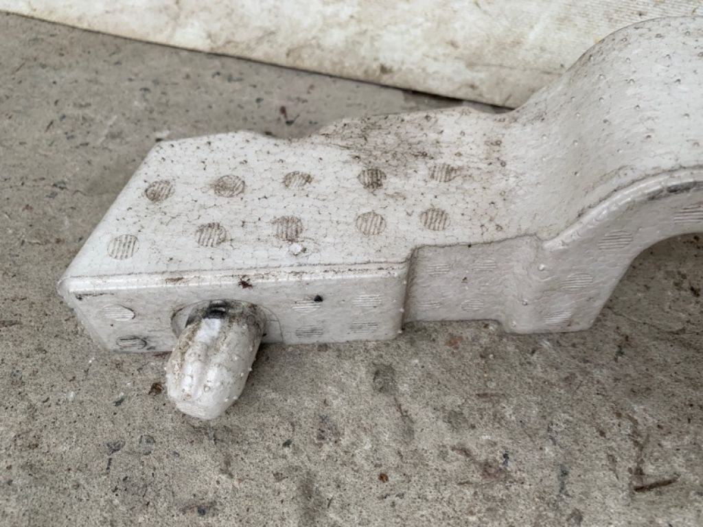 62090-1JY0A | Наповнювач бампера передній NISSAN TIIDA/VERSA C11 04-11 - Фото 5