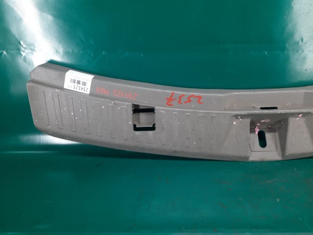 84640-STX-A02ZB | Накладка на поріг багажника ACURA MDX (YD2) 06-13 - Фото 3