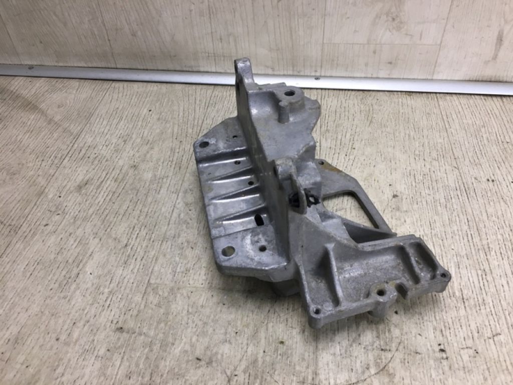 11220-1KF1A | Кронштейн опори двигуна лів. NISSAN JUKE 10-19 - Фото 4