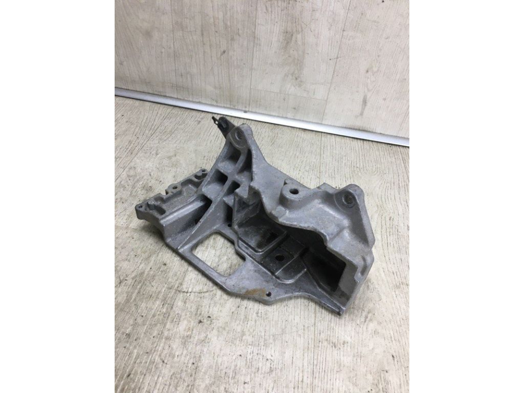 11220-1KF1A | Кронштейн опори двигуна лів. NISSAN JUKE 10-19 - Фото 6