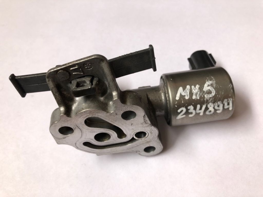 PE01-14-440A | Датчик давления масла ДВС MAZDA MX-5 15-