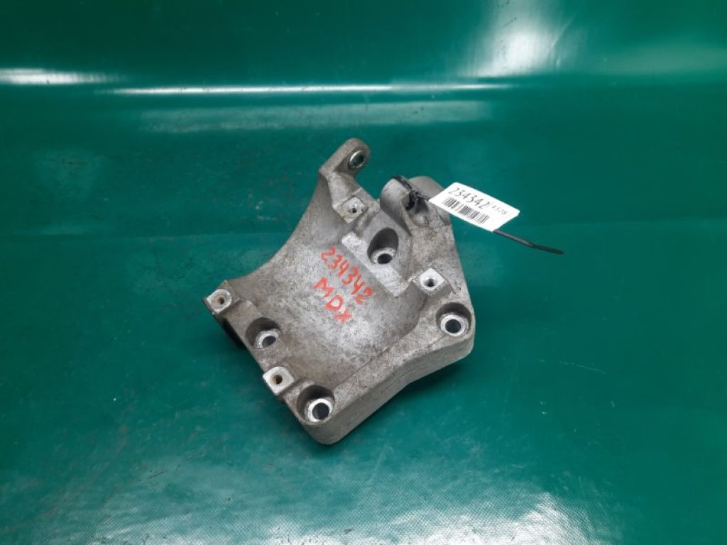 38930-RDA-A00 | Кронштейн компресора кондиціонера ACURA MDX (YD2) 06-13